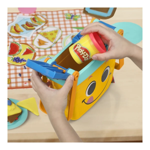 PLAY-DOH PICNIC SHAPES STARTER SET