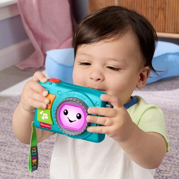 FISHER PRICE LEARNING CAMERA