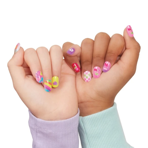 MAKE IT REAL TOTALLY TRENDY FAUX NAIL SET