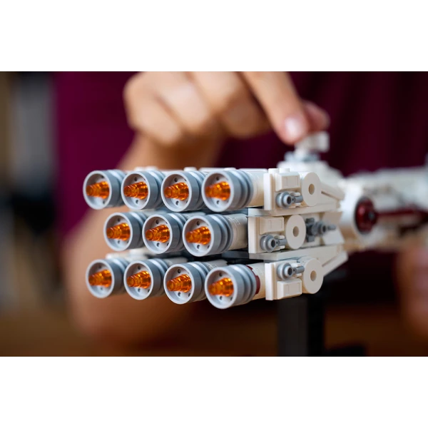 LEGO® STAR WARS™ TANTIVE IV™