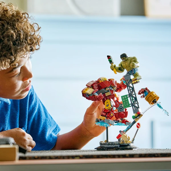 LEGO®  MARVEL ΕΠΙΚΗ ΜΑΧΗ: ΧΑΛΚΜΠΑΣΤΕΡ VS. ΧΑΛΚ