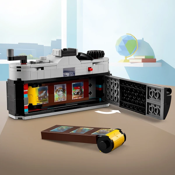 LEGO® CREATOR RETRO CAMERA