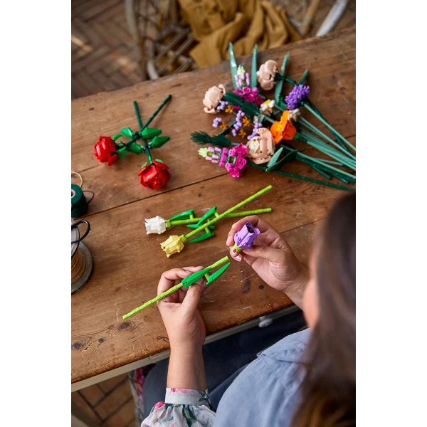 LEGO® BOTANICALS FLOWER BOUQUET