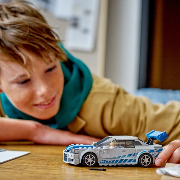 LEGO® SPEED CHAMPIONS 2 FAST 2 FURIOUS NISSAN SKYLINE GT-R (R34)