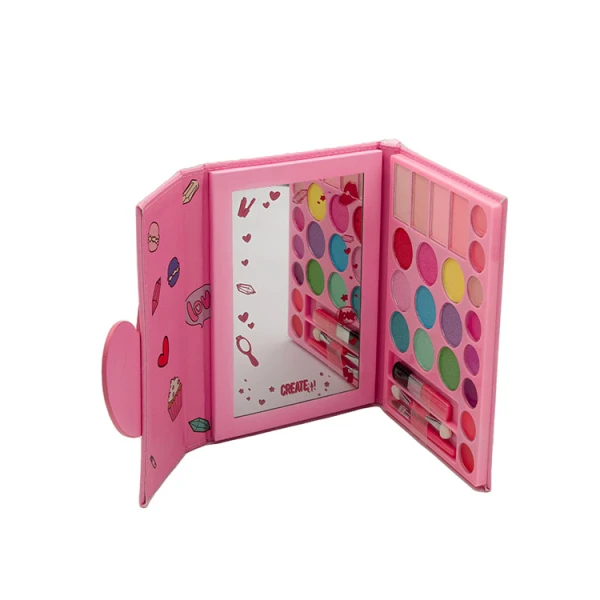 CREATE IT! MAKEUP BOOK WITH MAGNET CLOSURE
