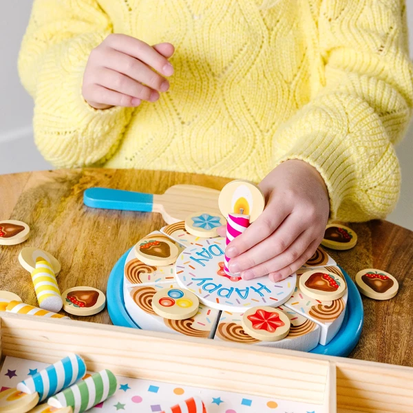 MELISSA & DOUG ΣΕΤ ΞΥΛΙΝΗ ΤΟΥΡΤΑ ΓΕΝΕΘΛΙΩΝ