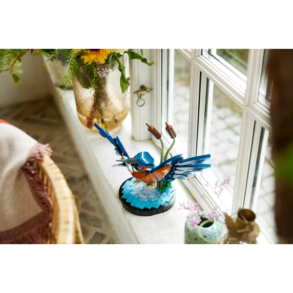 LEGO® ICONS KINGFISHER BIRD