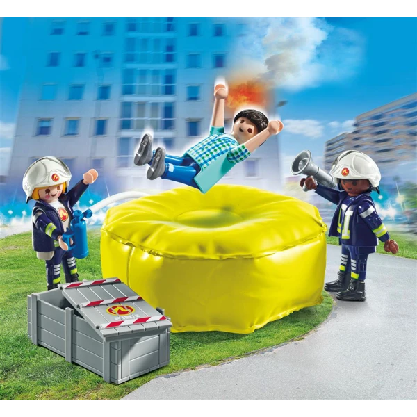 PLAYMOBIL CITY ACTION FIREFIGHTER WITH AIR PILLOW