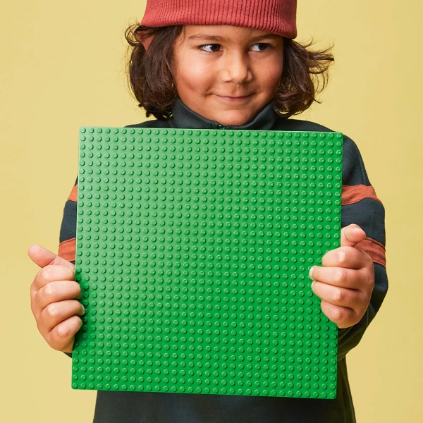 LEGO® CLASSIC GREEN BASEPLATE