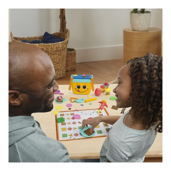 PLAY-DOH PICNIC SHAPES STARTER SET