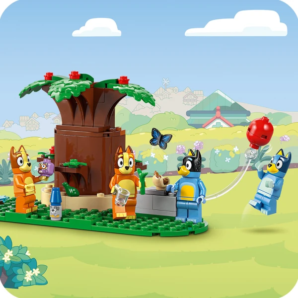 LEGO® BLUEY FAMILY HOUSE