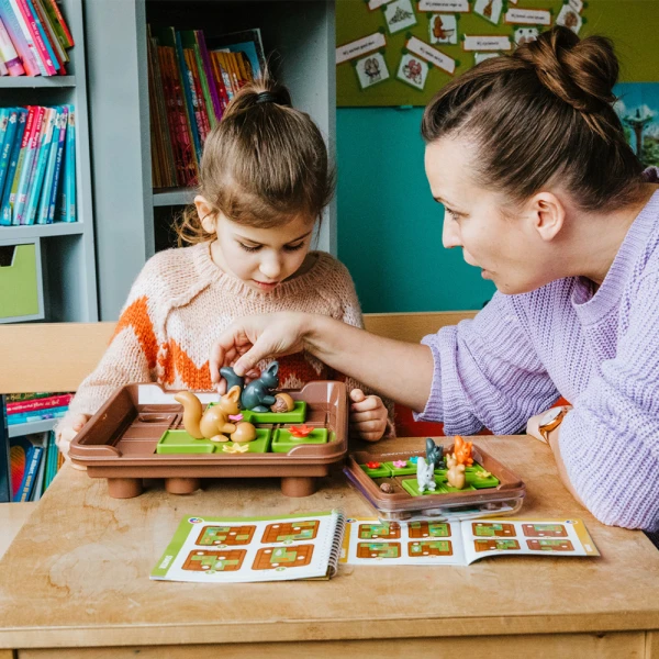 SMARTGAMES BOARD GAME SQUIRRELS GO NUTS XXL