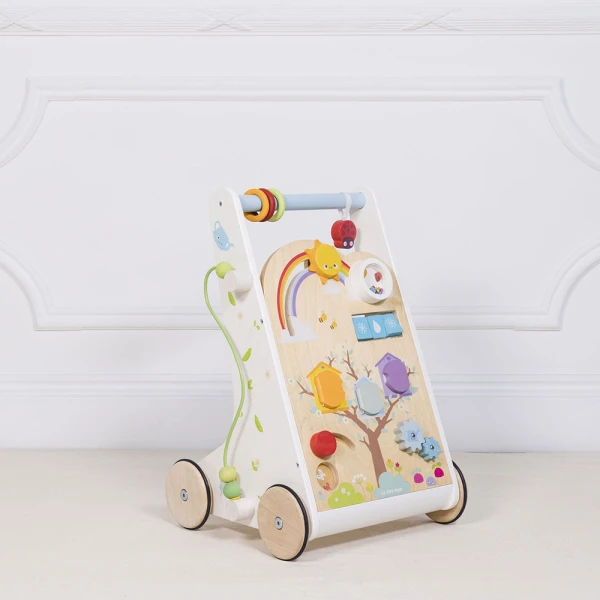 LE TOY VAN ΞΥΛΙΝΗ ΠΕΡΠΑΤΟΥΡΑ 12 ΔΡΑΣΤΗΡΙΟΤΗΤΩΝ 34Χ32Χ51 εκ.