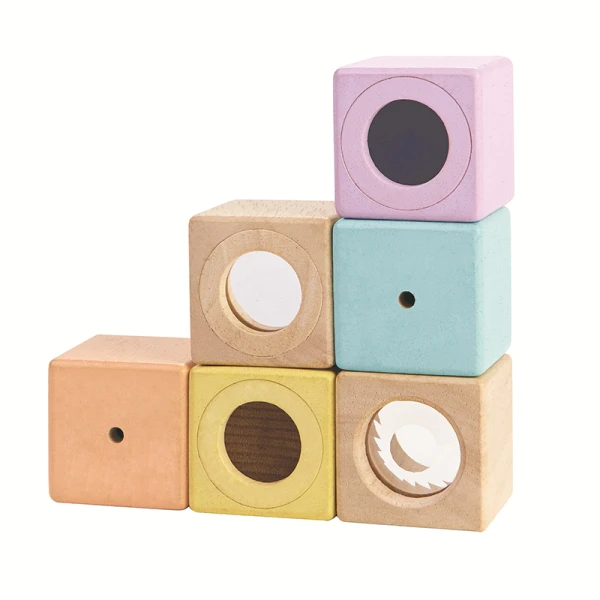 PLAN TOYS ΞΥΛΙΝΟΙ ΚΥΒΟΙ ΔΡΑΣΤΗΡΙΟΤΗΤΩΝ