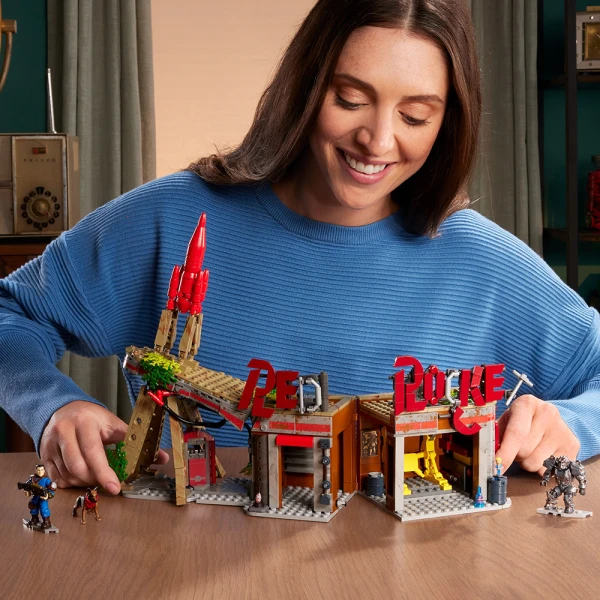 MEGA ADULTS BUILDERS FALLOUT RED ROCKET