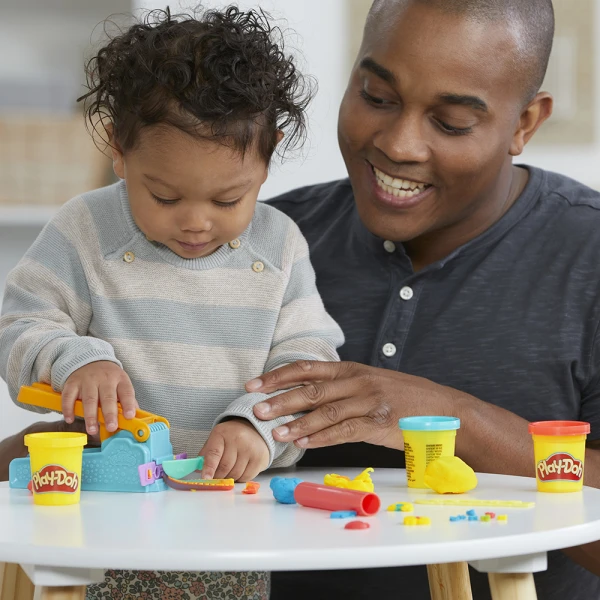 PLAY-DOH FUN FACTORY STARTER SET