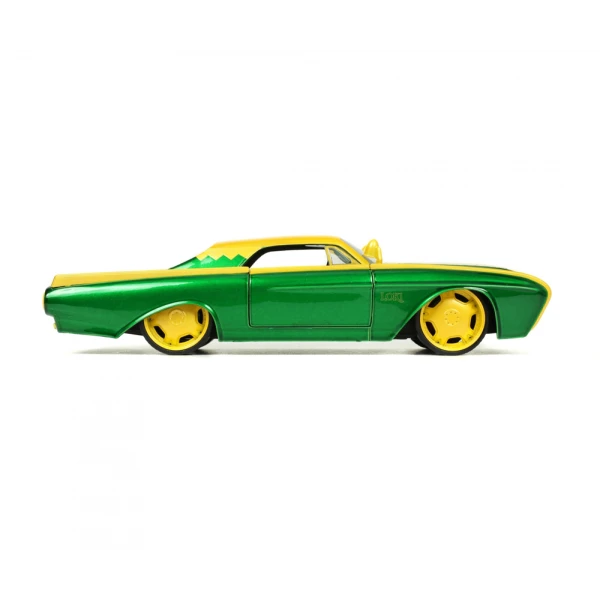 MARVEL LOKI 1963 FORD THUNDERBIRD 1:24
