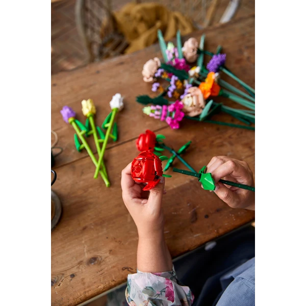 LEGO® BOTANICALS ROSES
