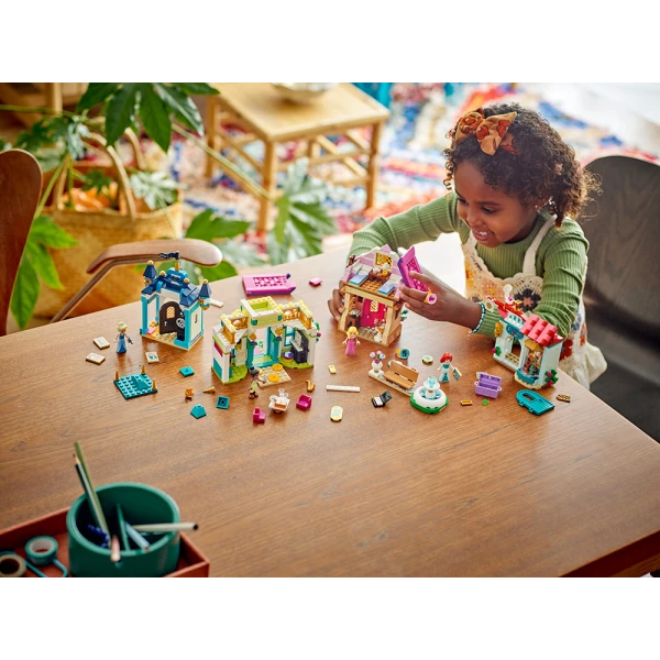 LEGO® DISNEY PRINCESS DISNEY PRINCESS MARKET ADVENTURE