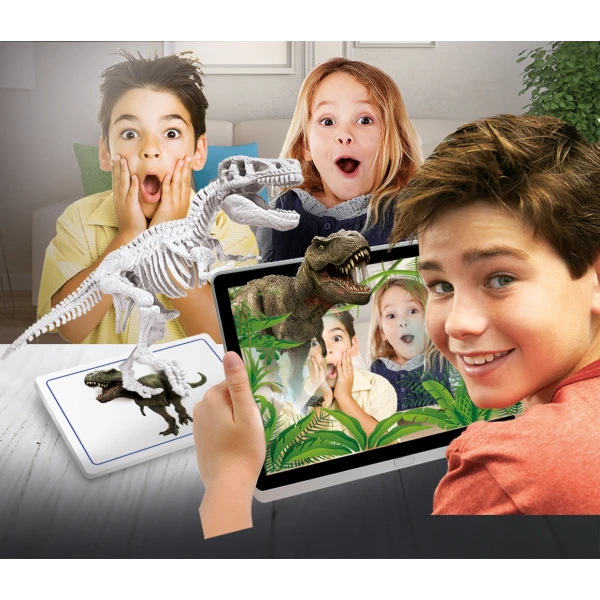 SCIENCE AND PLAY LAB EDUCATIONAL GAME DINOSAURS T-REX AND TRICERATOPS FOR AGES 7+