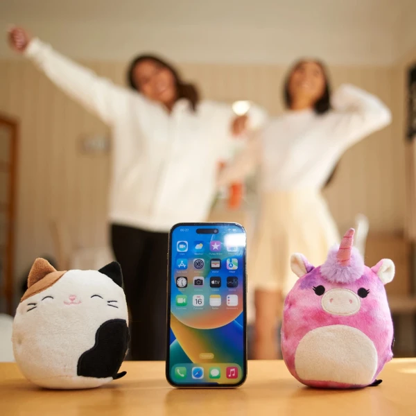 SQUISHMALLOWS BLUETOOTH ΗΧΕΙΟ ΜΕ ΛΟΥΤΡΙΝΗ ΥΦΗ - LOLA THE UNICORN