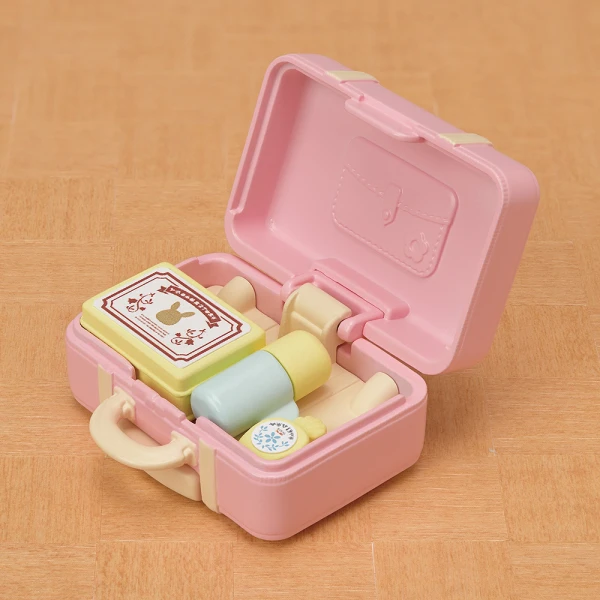 THE SYLVANIAN FAMILIES WEEKEND TRAVEL SET SNOW RABBIT MOTHER 5641