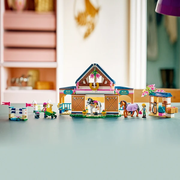 LEGO® FRIENDS ΣΤΑΒΛΟΣ ΑΛΟΓΩΝ ΚΑΙ ΣΧΟΛΗ ΙΠΠΑΣΙΑΣ