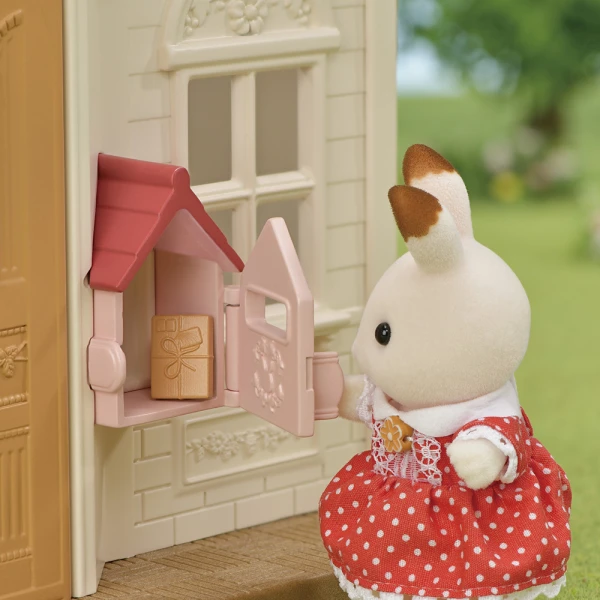 THE SYLVANIAN FAMILIES RED ROOF COSY COTTAGE