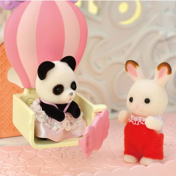THE SYLVANIAN FAMILIES BABY AMUSEMENT PARK 5537