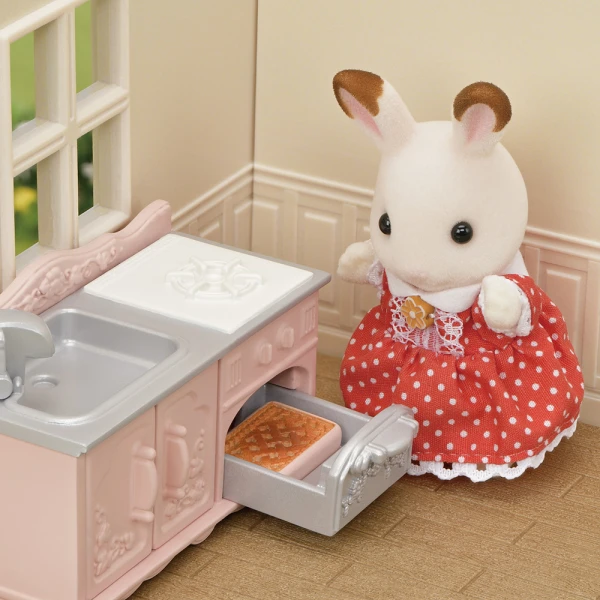 THE SYLVANIAN FAMILIES RED ROOF COSY COTTAGE