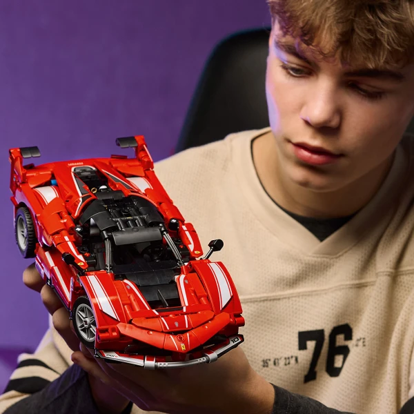 LEGO® TECHNIC FERRARI FXX K