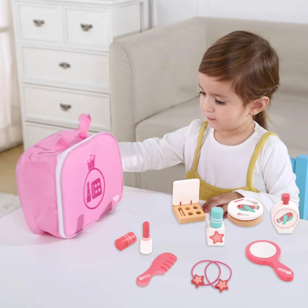 WOODEN SET BEAUTY SUITCASE