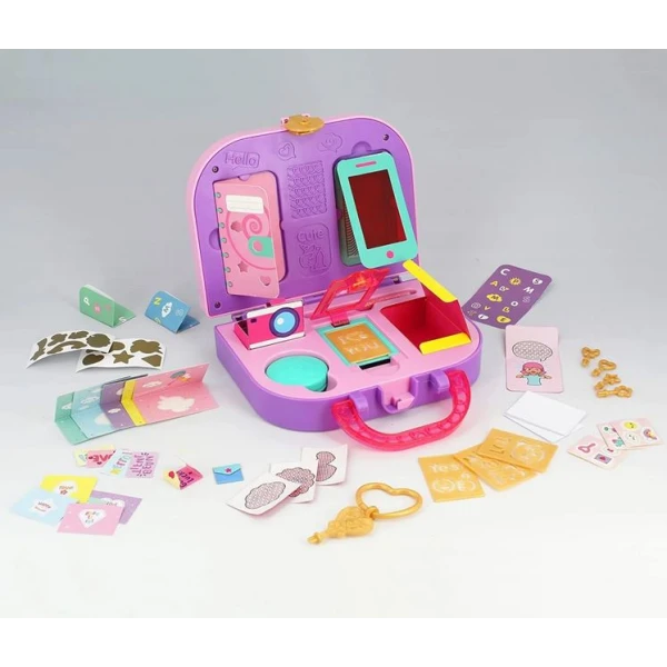 FUNLOCKETS MYSTERY SUITCASE