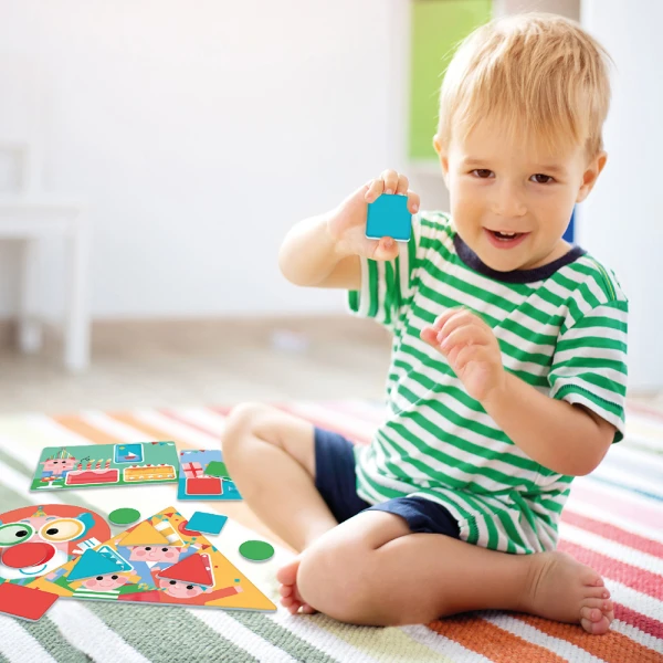 SAPIENTINO EDUCATIONAL GAME SHAPES AND COLOURS FOR AGES 2-4