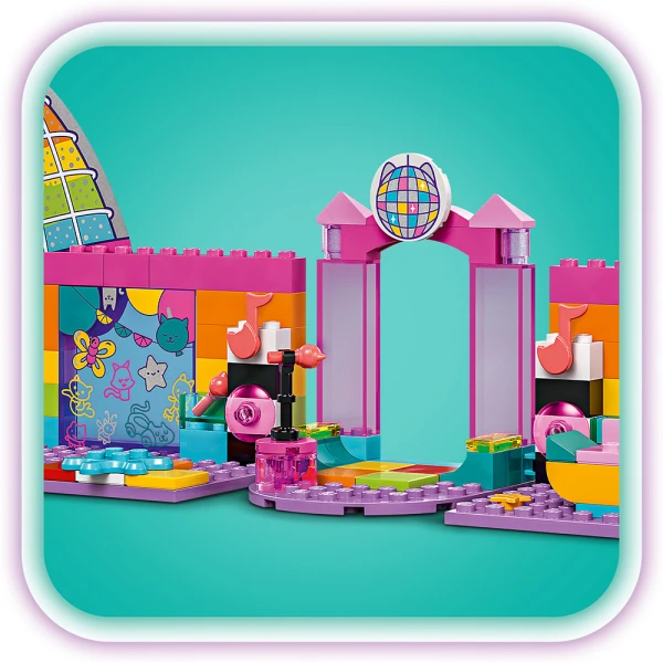LEGO® GABBYʼS DOLLHOUSE GABBYʼS PARTY ROOM