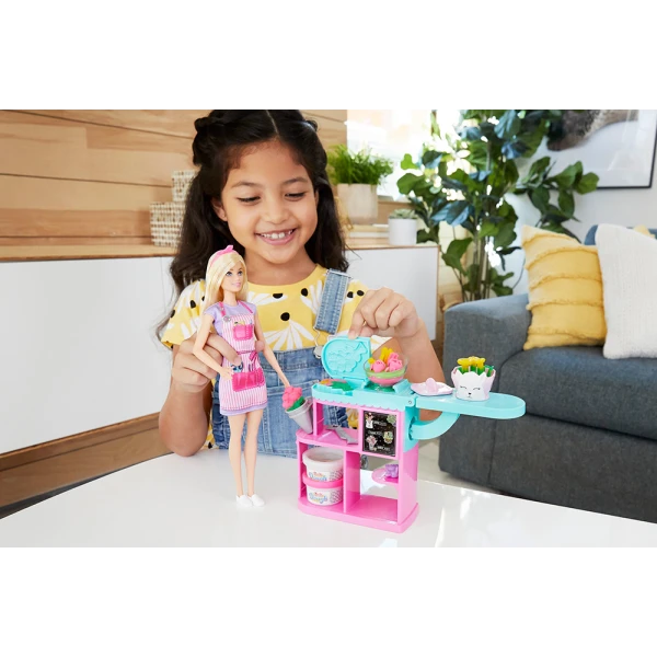 BARBIE DOLL FLORIST
