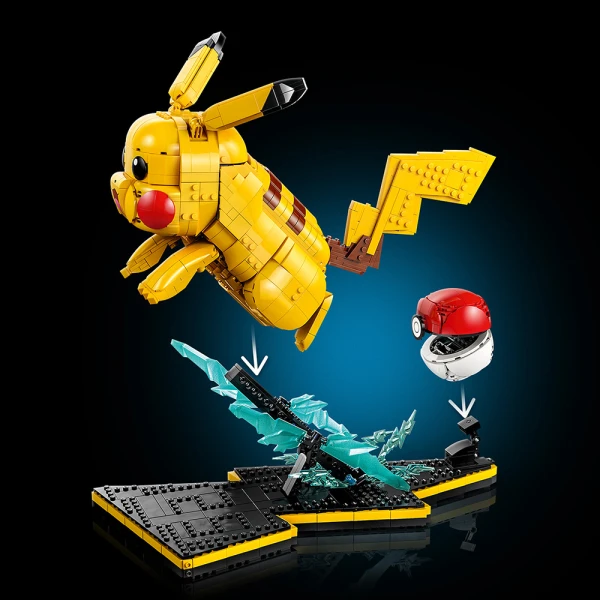 LEGO®  POKEMON PIKACHU & POKE BALL