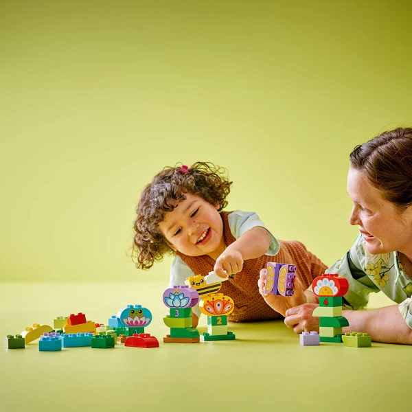 LEGO® DUPLO® TOWN ΔΗΜΙΟΥΡΓΙΚΟΣ ΚΗΠΟΣ & ΛΟΥΛΟΥΔΙΑ