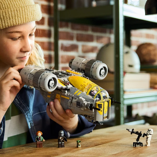 LEGO® STAR WARS™ THE RAZOR CREST™