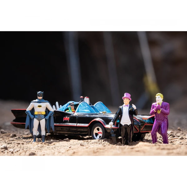 BATMAN ΑΥΤΟΚΙΝΗΤΟ 1:24 1966 CLASSIC BATMOBILE DELUXE
