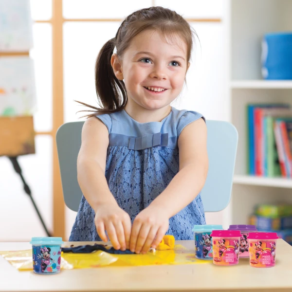 AS DOUGH POT WITH 2 DOUGH COLORS AND 3D CAP FOLDABLE CUTTER 100GR FOR AGES 3+