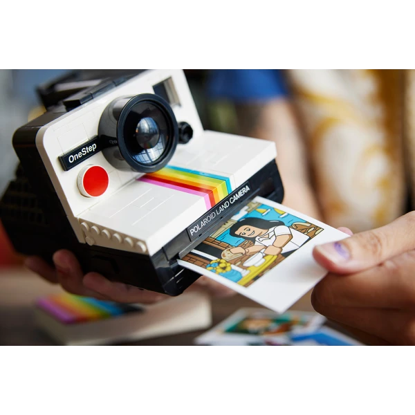 LEGO® IDEAS POLAROID ONESTEP SX-70 CAMERA