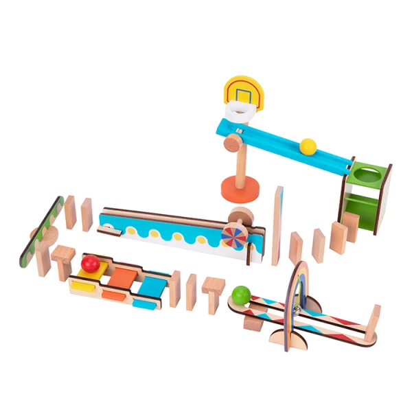 WOODEN DOMINO RUN
