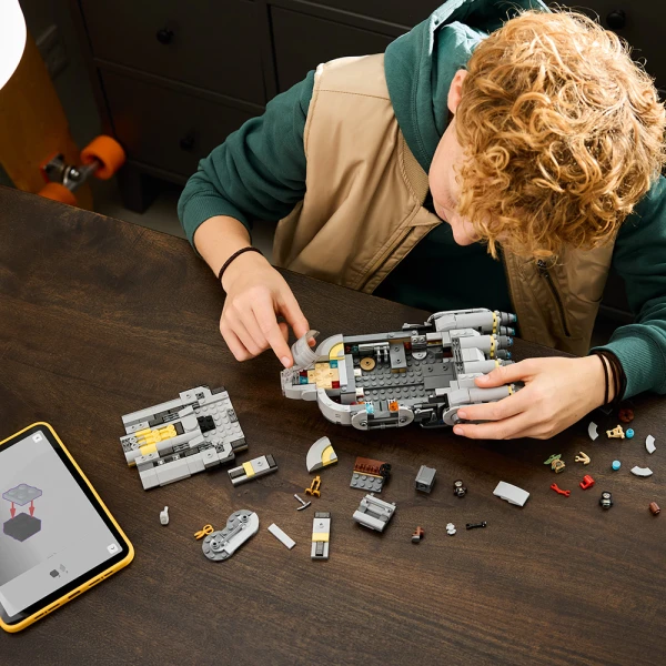 LEGO® STAR WARS™ ANZELLAN STARSHIP