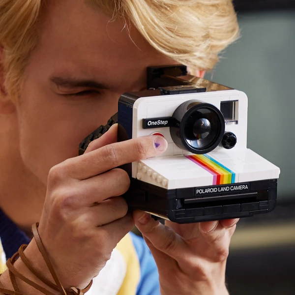 LEGO® IDEAS POLAROID ONESTEP SX-70 CAMERA
