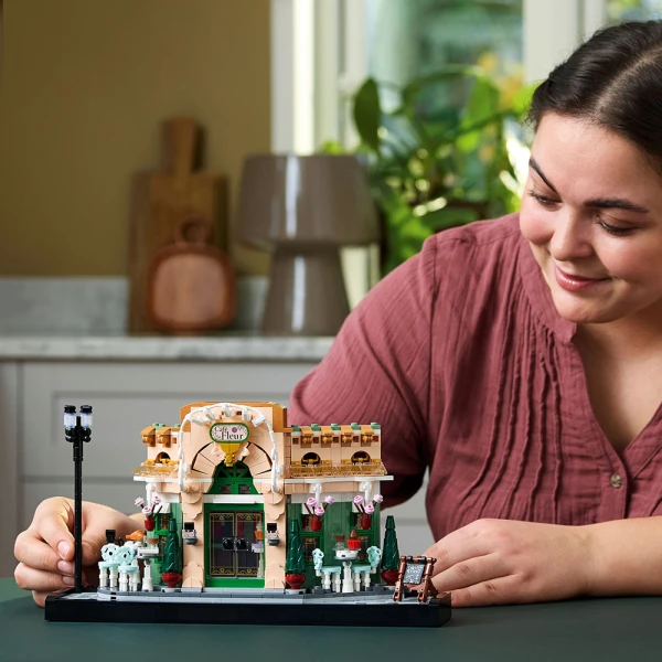 LEGO® ICONS ΓΑΛΛΙΚΟ ΚΑΦΕ
