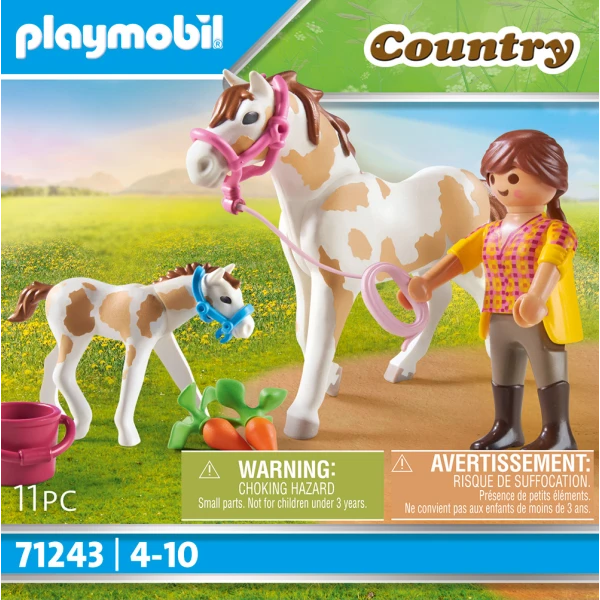 PLAYMOBIL COUNTRY HORSE WITH FOAL