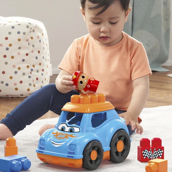 MEGA BLOKS RICKY RACE CAR