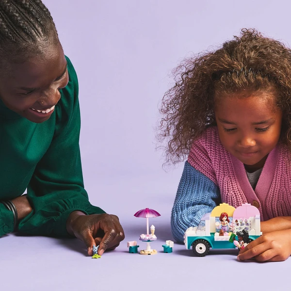LEGO® FRIENDS HEARTLAKE CITY ICE CREAM TRUCK