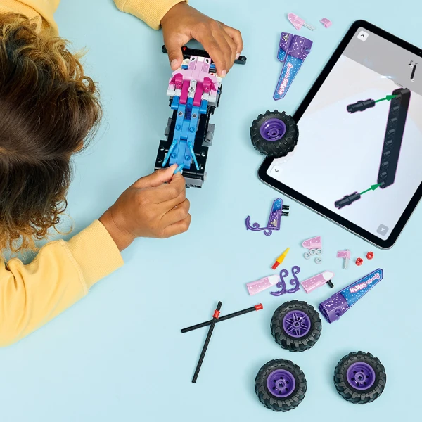 LEGO® TECHNIC™ MONSTER JAM™ SPARKLE SMASH™ PULL-BACK